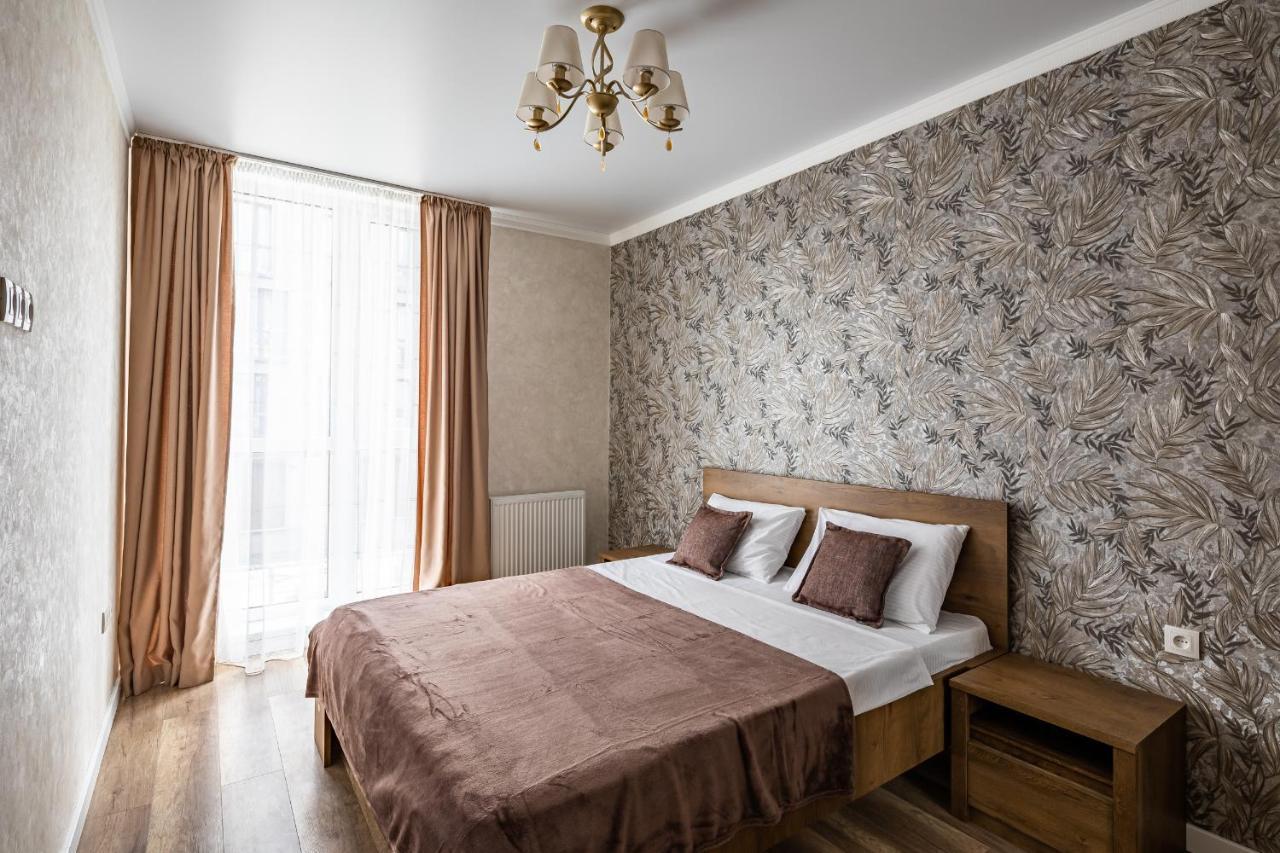 Avalon Time Apartment Lviv Exterior photo