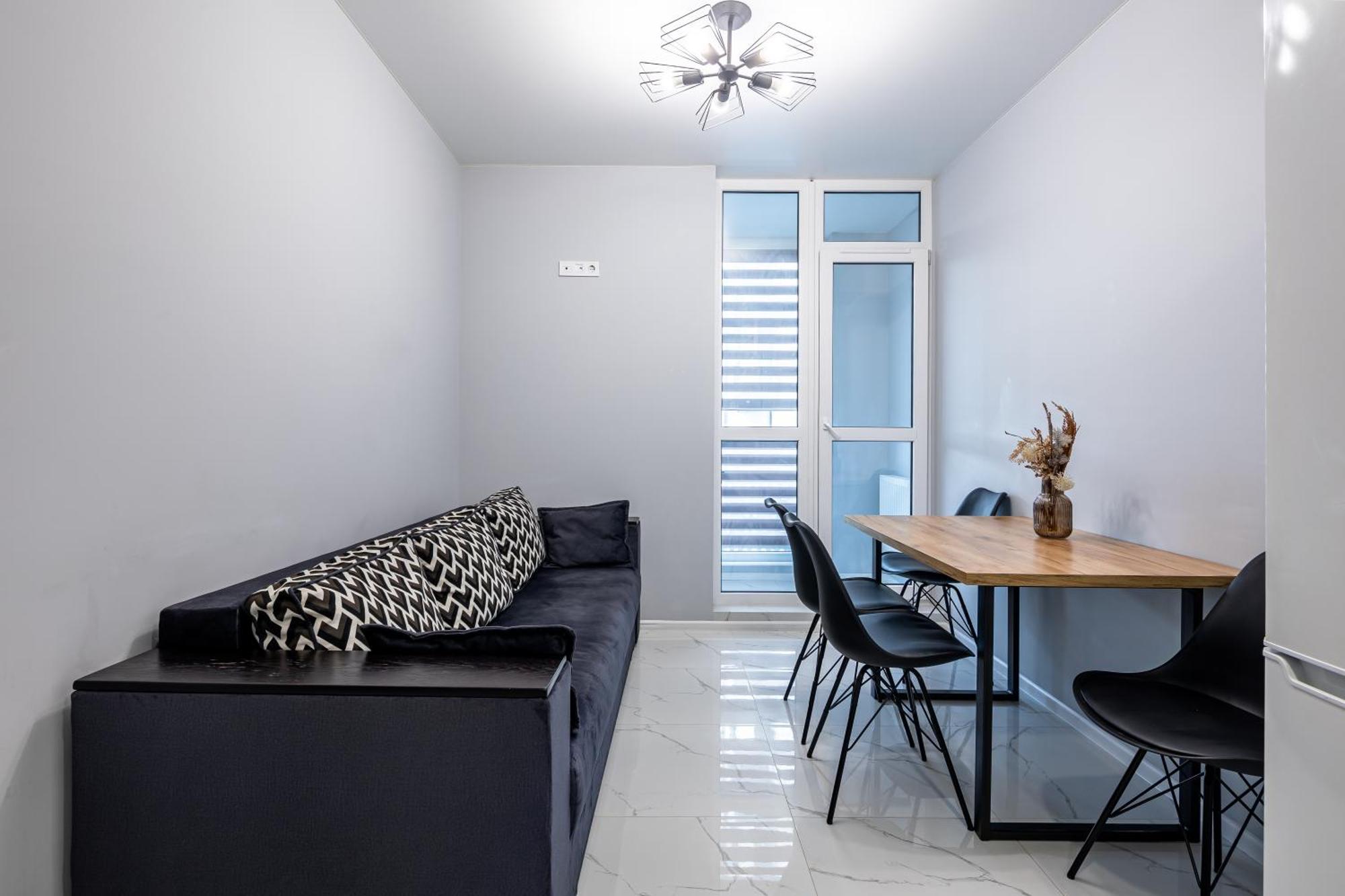 Avalon Time Apartment Lviv Exterior photo