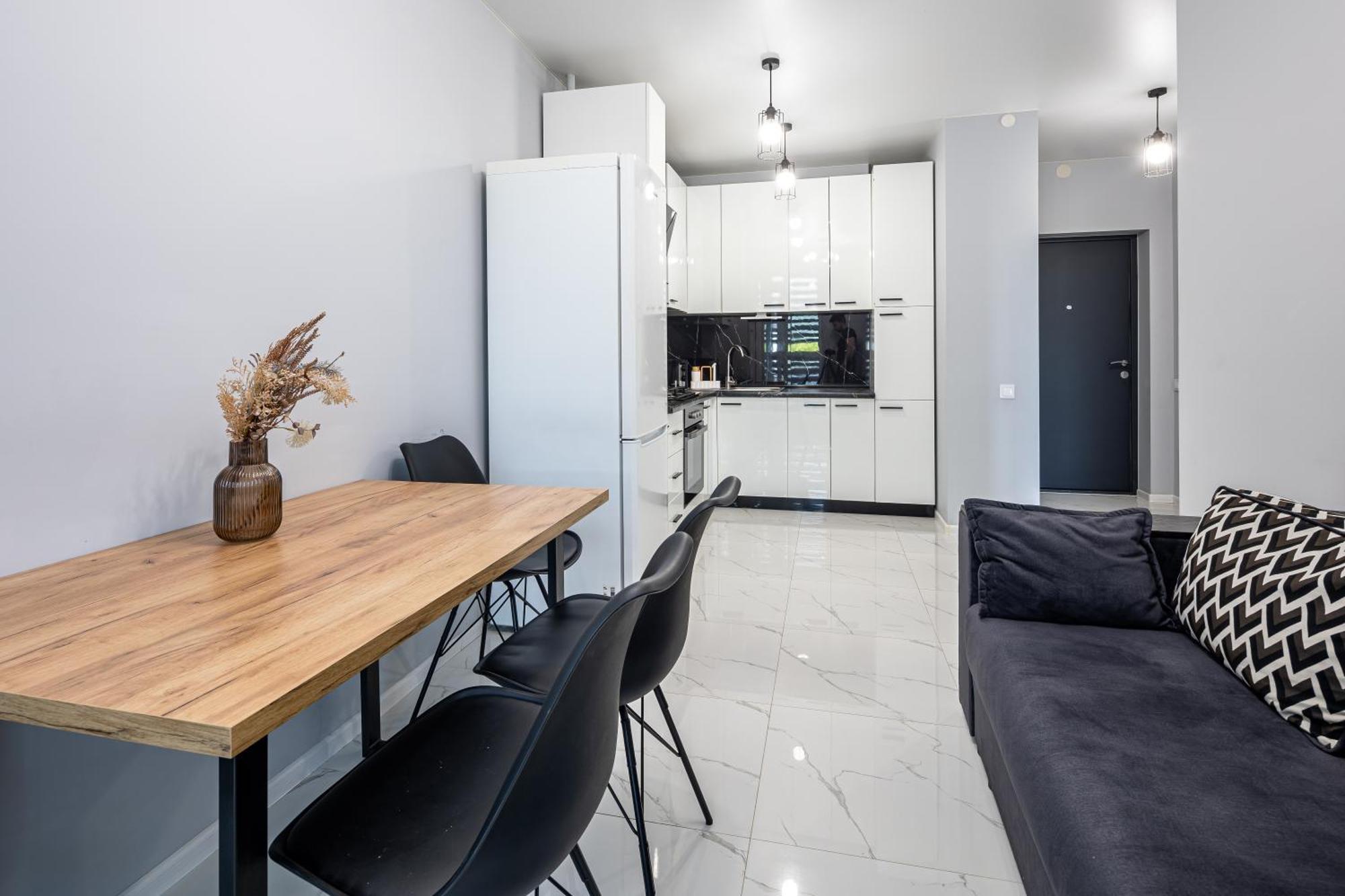 Avalon Time Apartment Lviv Exterior photo