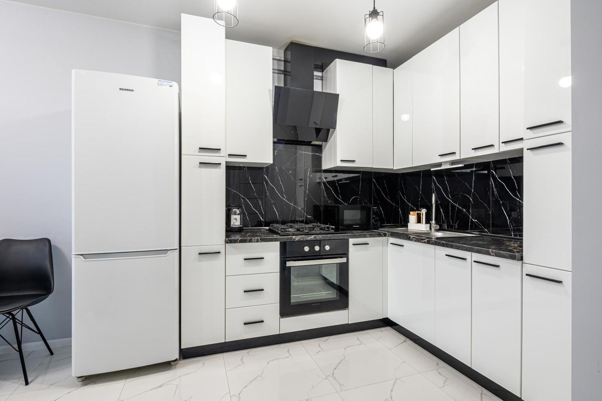 Avalon Time Apartment Lviv Exterior photo